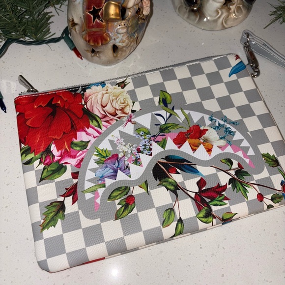SPRAYGROUND clutch - Picture 4 of 5